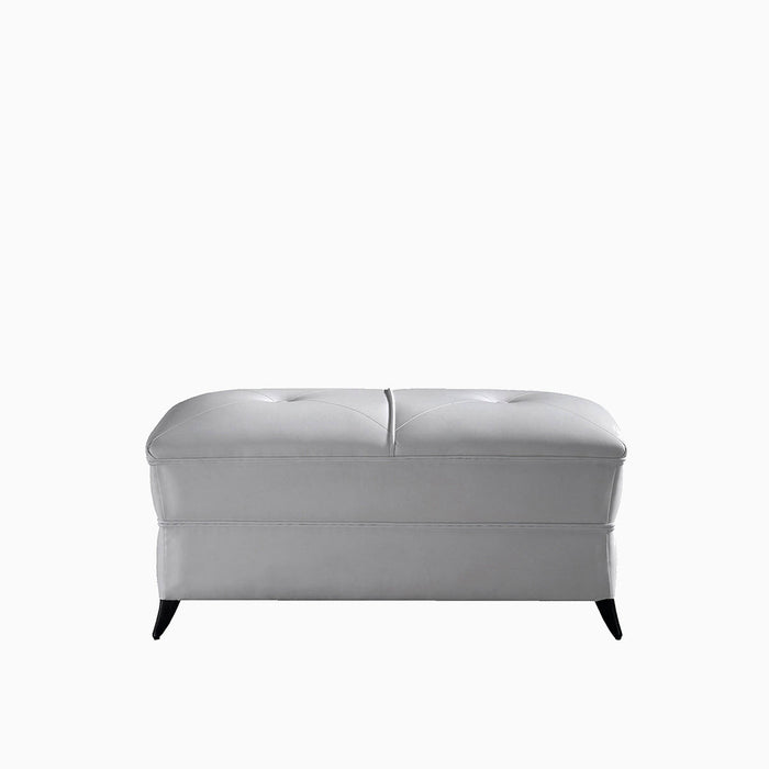 Lucia Bench