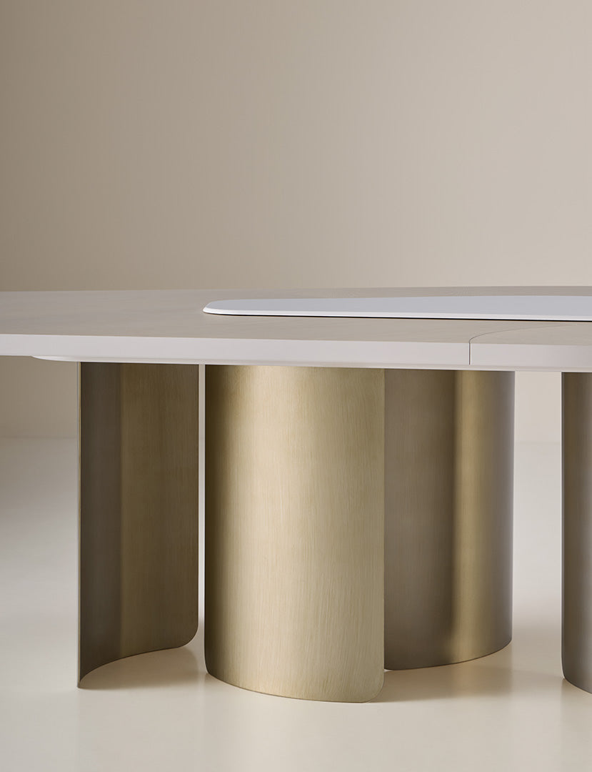 Onda Dining Table