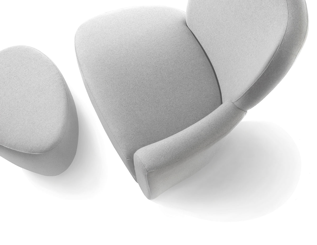 Alvaro Armchair