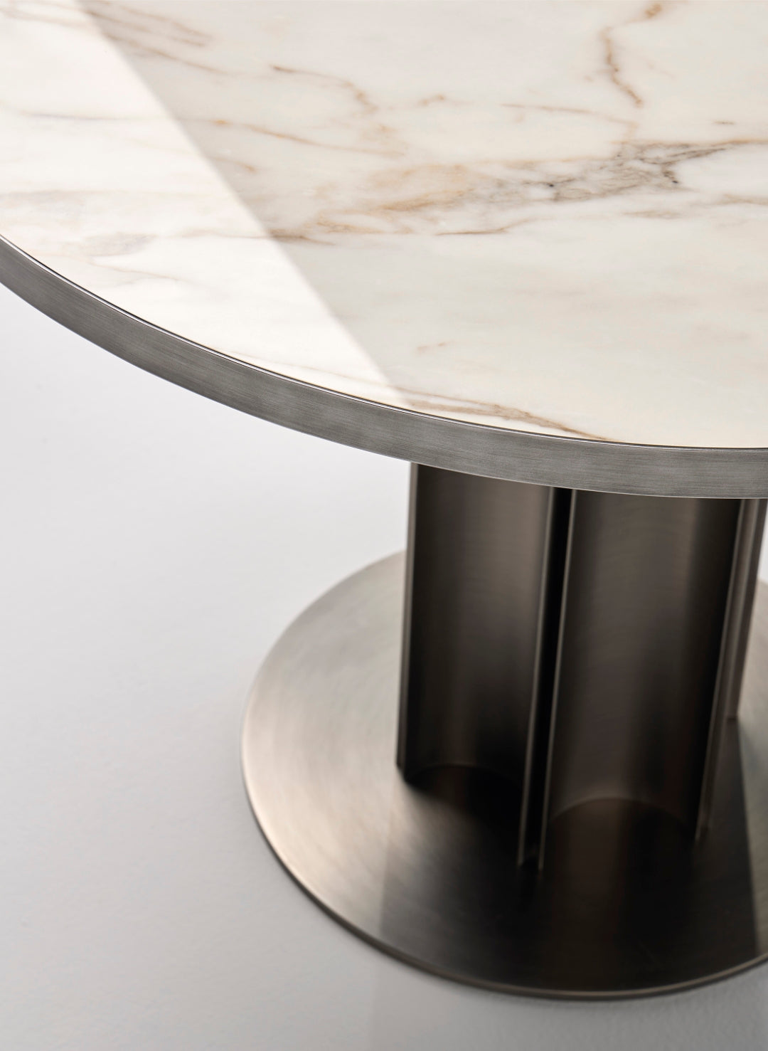 Mykonos Round Dining Table