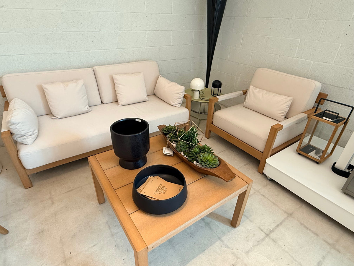 Point - Kubik Seating Set (Display Sale)