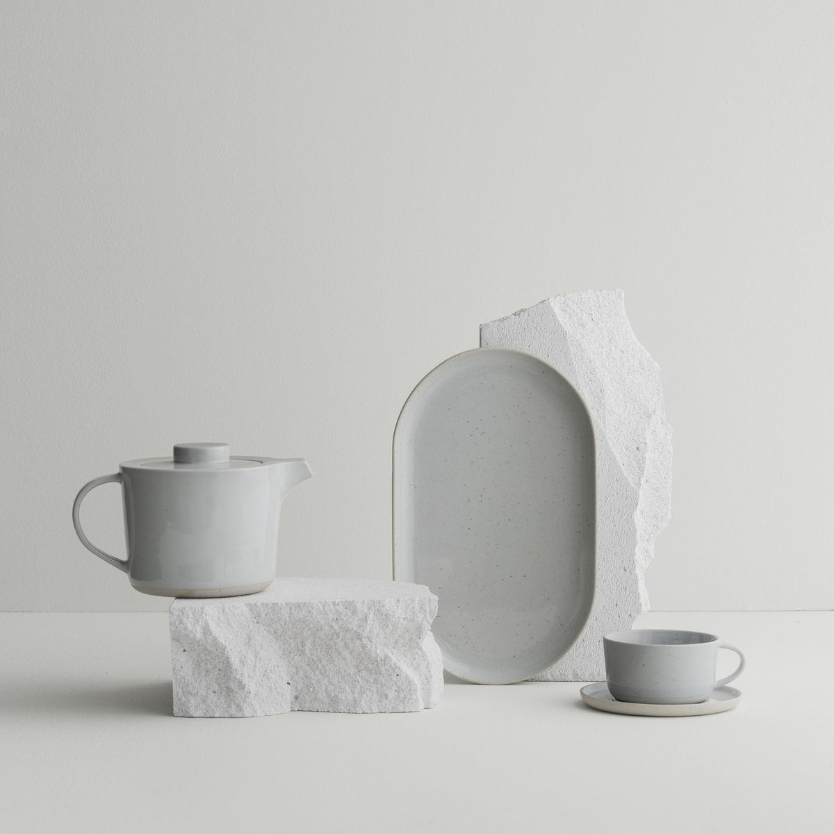 SABLO  Ceramic Stoneware Teapot With Filter - 1 Liter