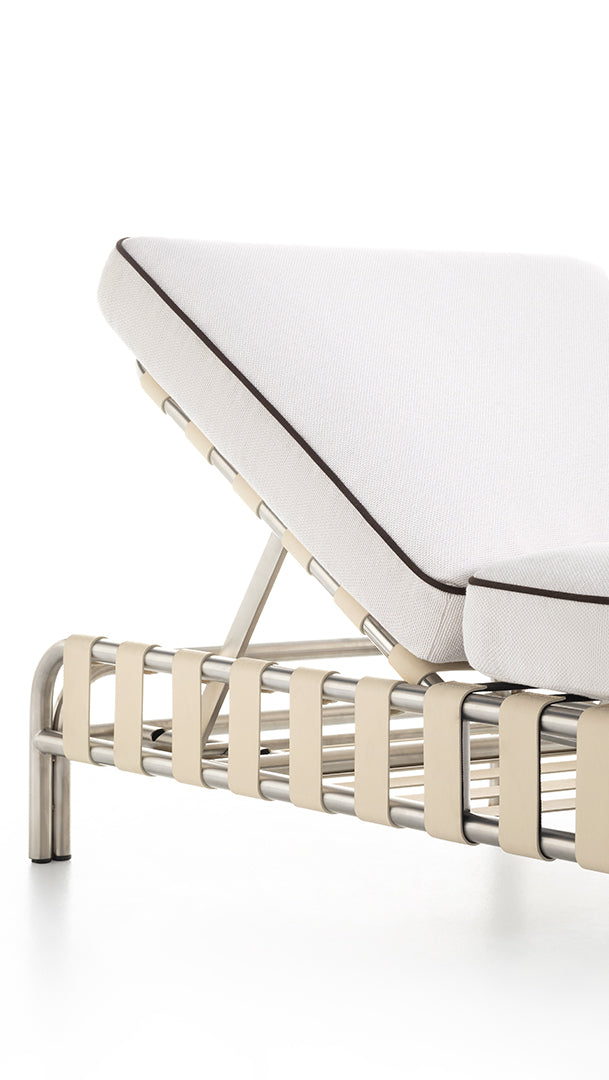Onsen Chaise Lounge