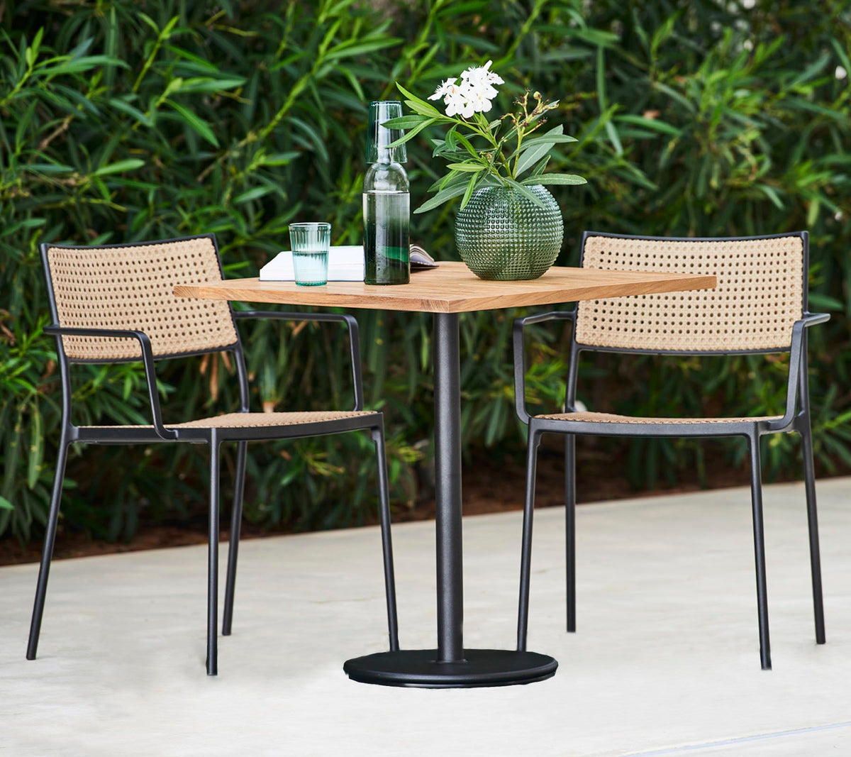 Go cafe table 72x72 cm detail by Cane-line