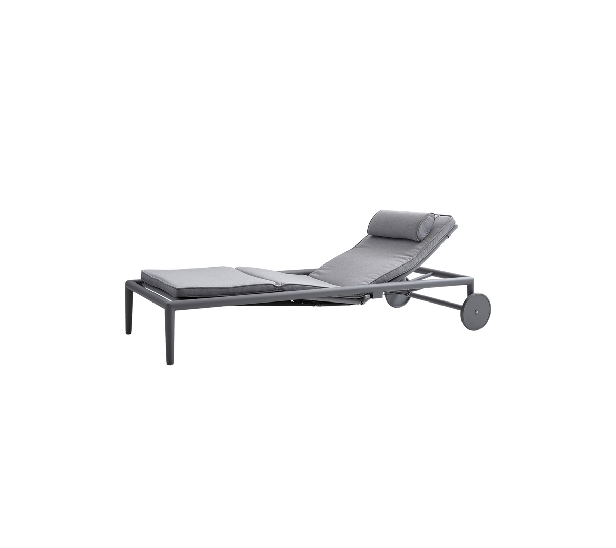 Conic Sunbed w/Gasspring chaise lounge by Cane-line
