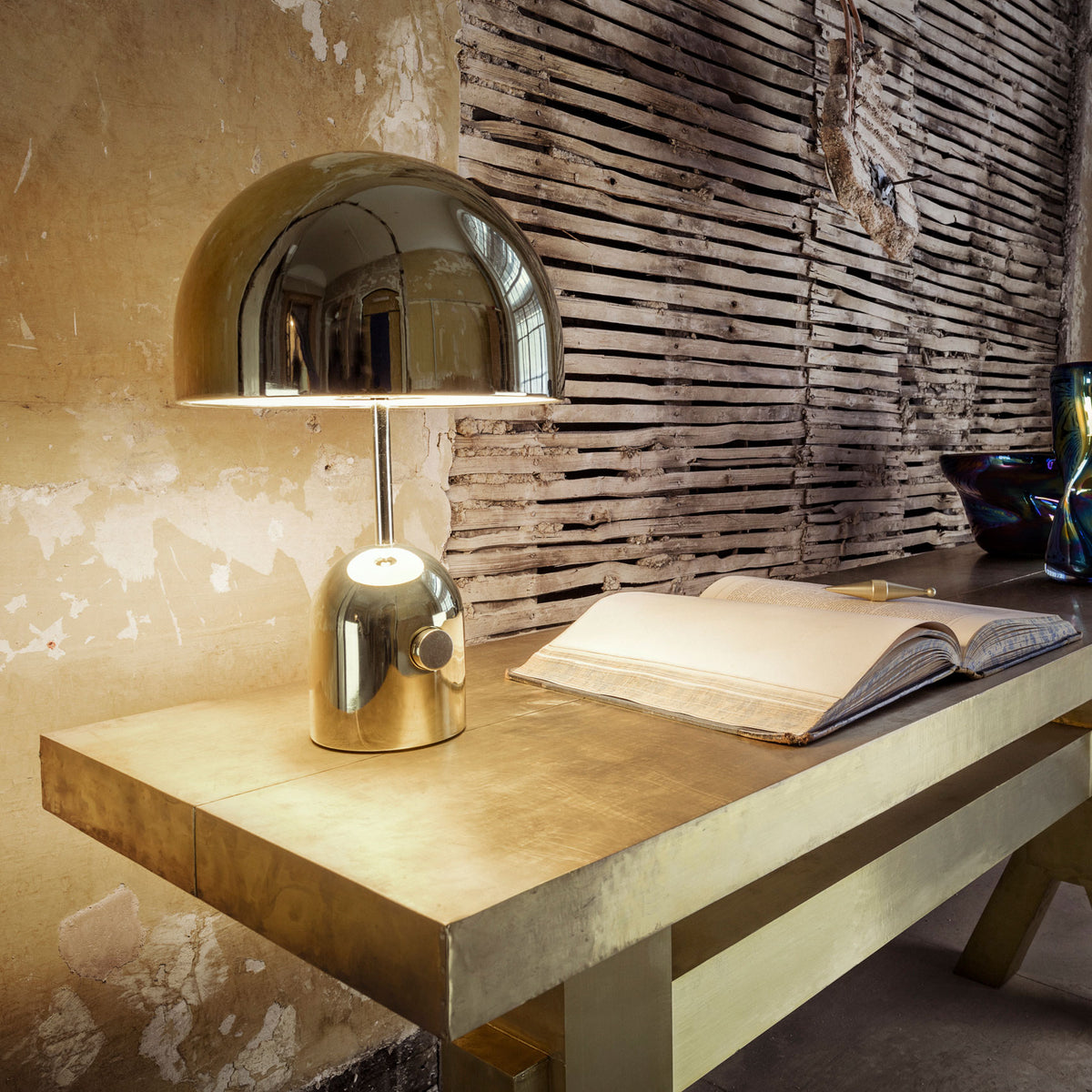 Tom Dixon Bell Table Light in gold with Mass Console and Warp