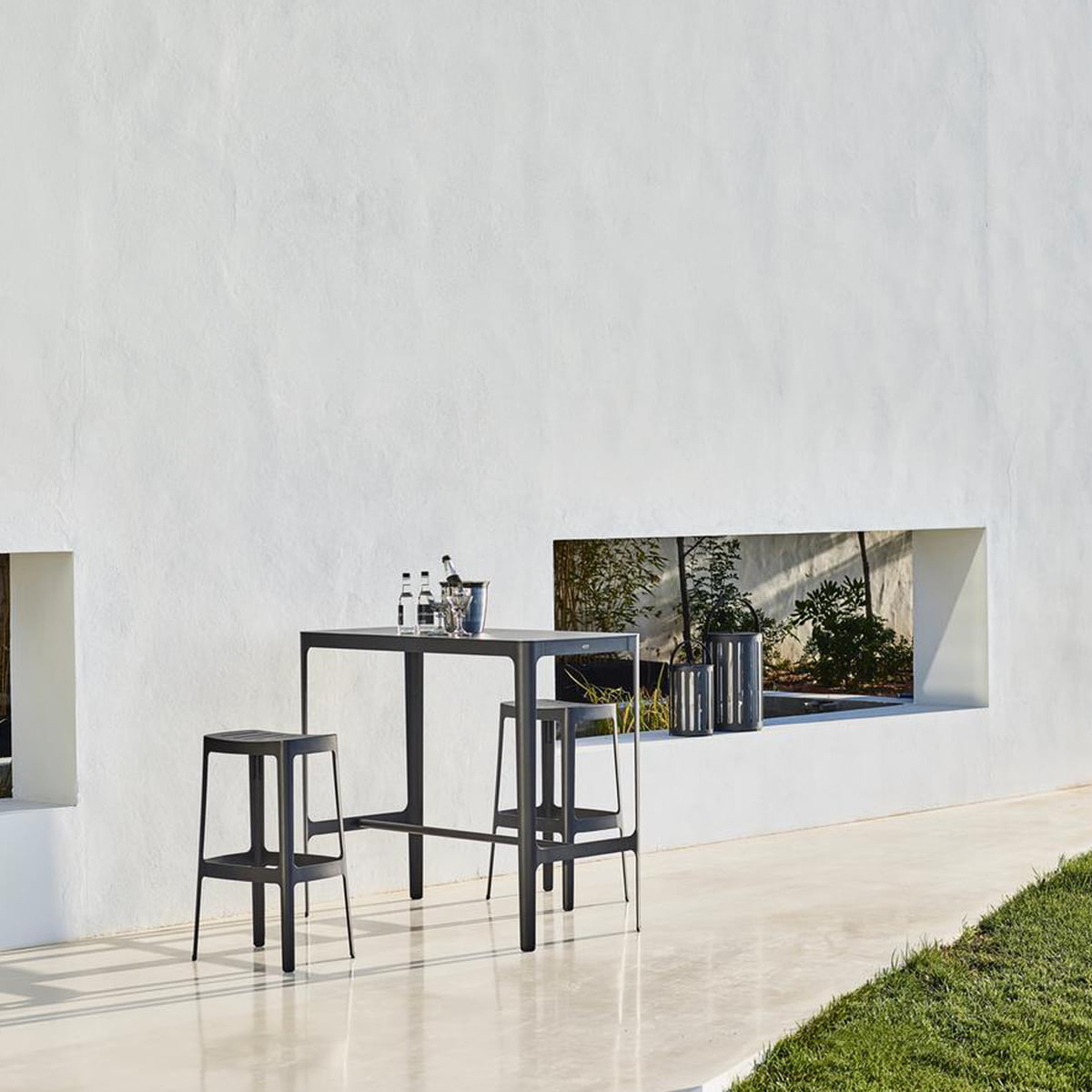 Cut bar chair lifestyle image by Cane-line