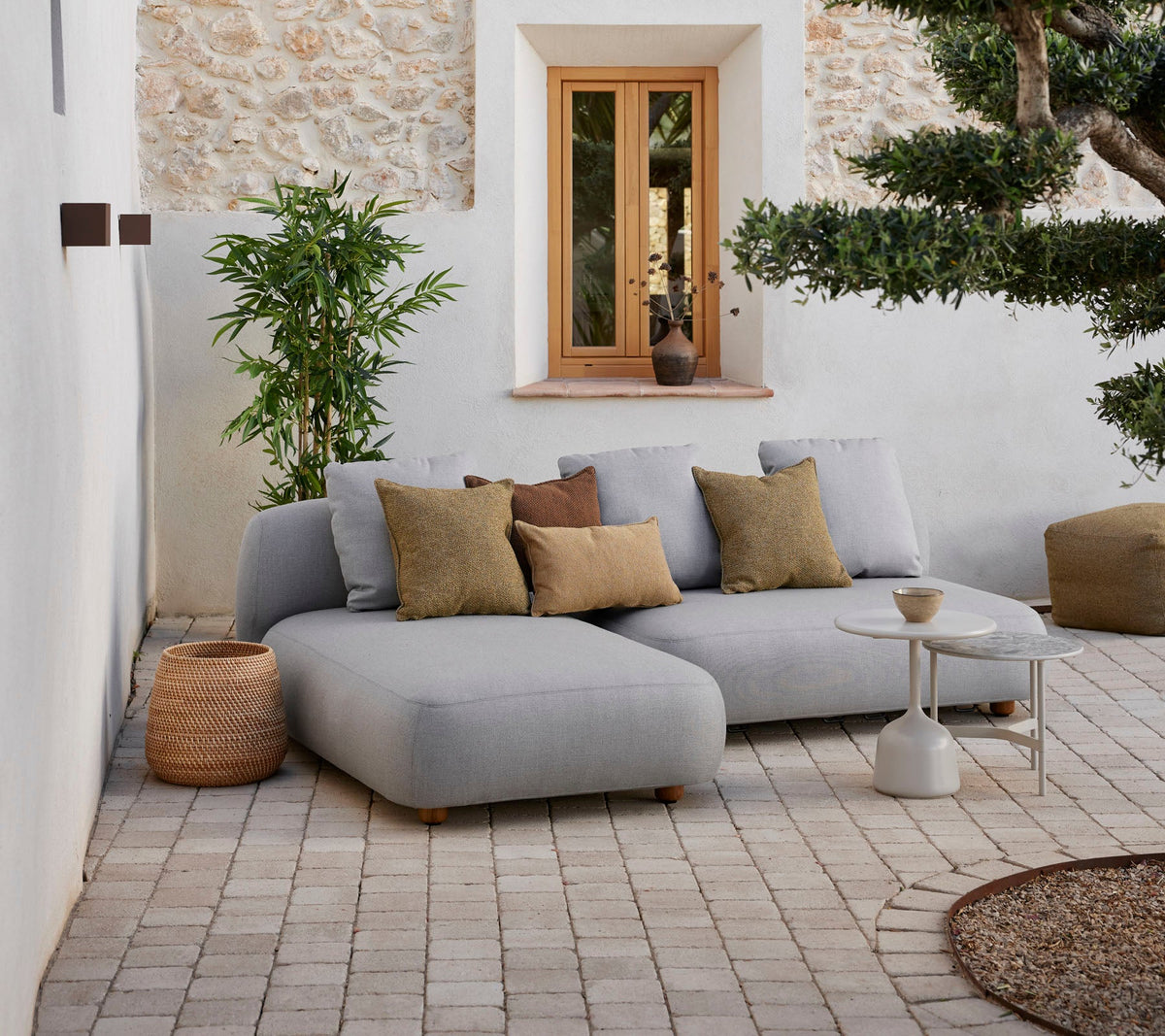 Capture sofa module lifestyle image by Cane-line