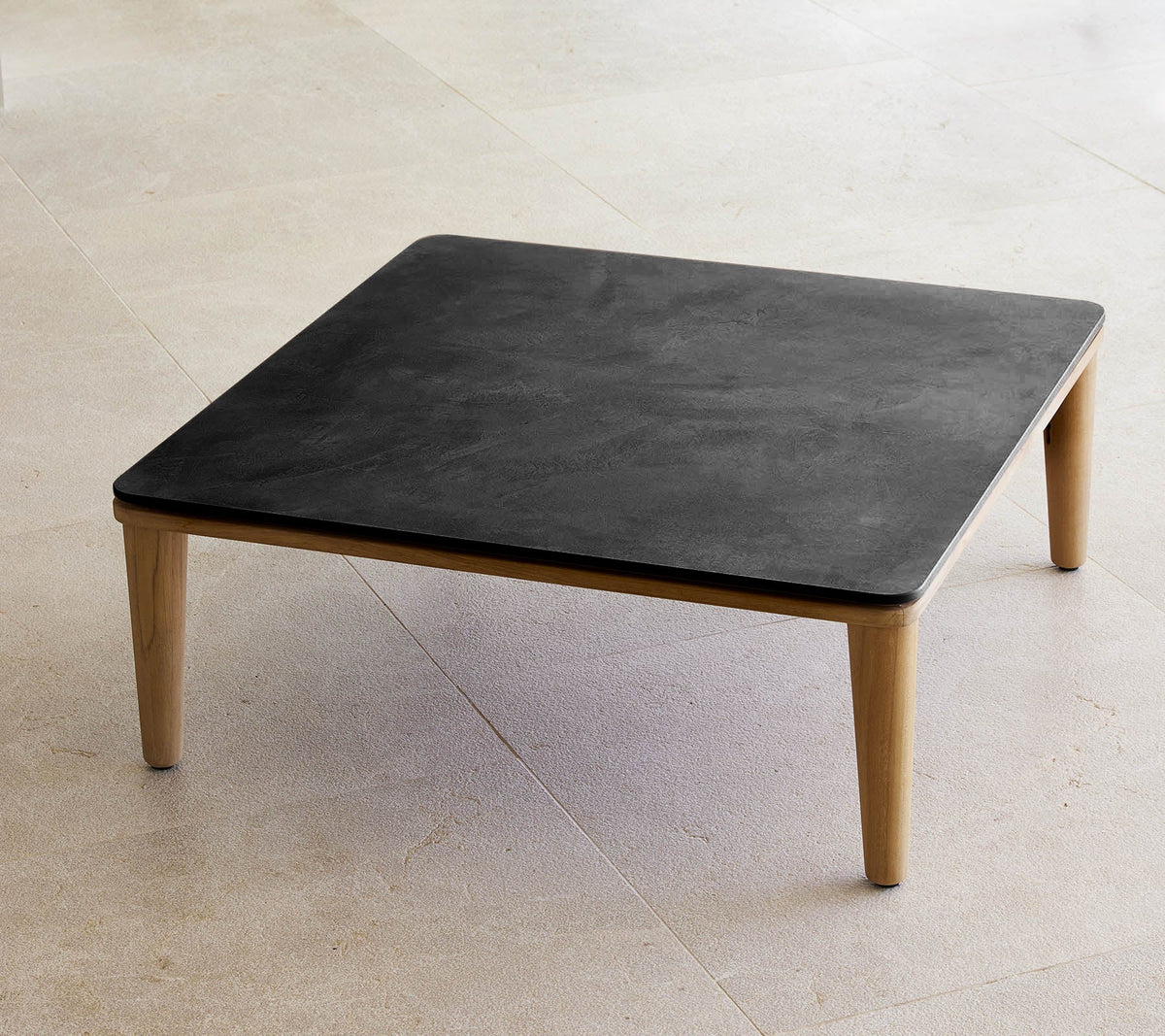 Capture coffee table option image by Cane-line