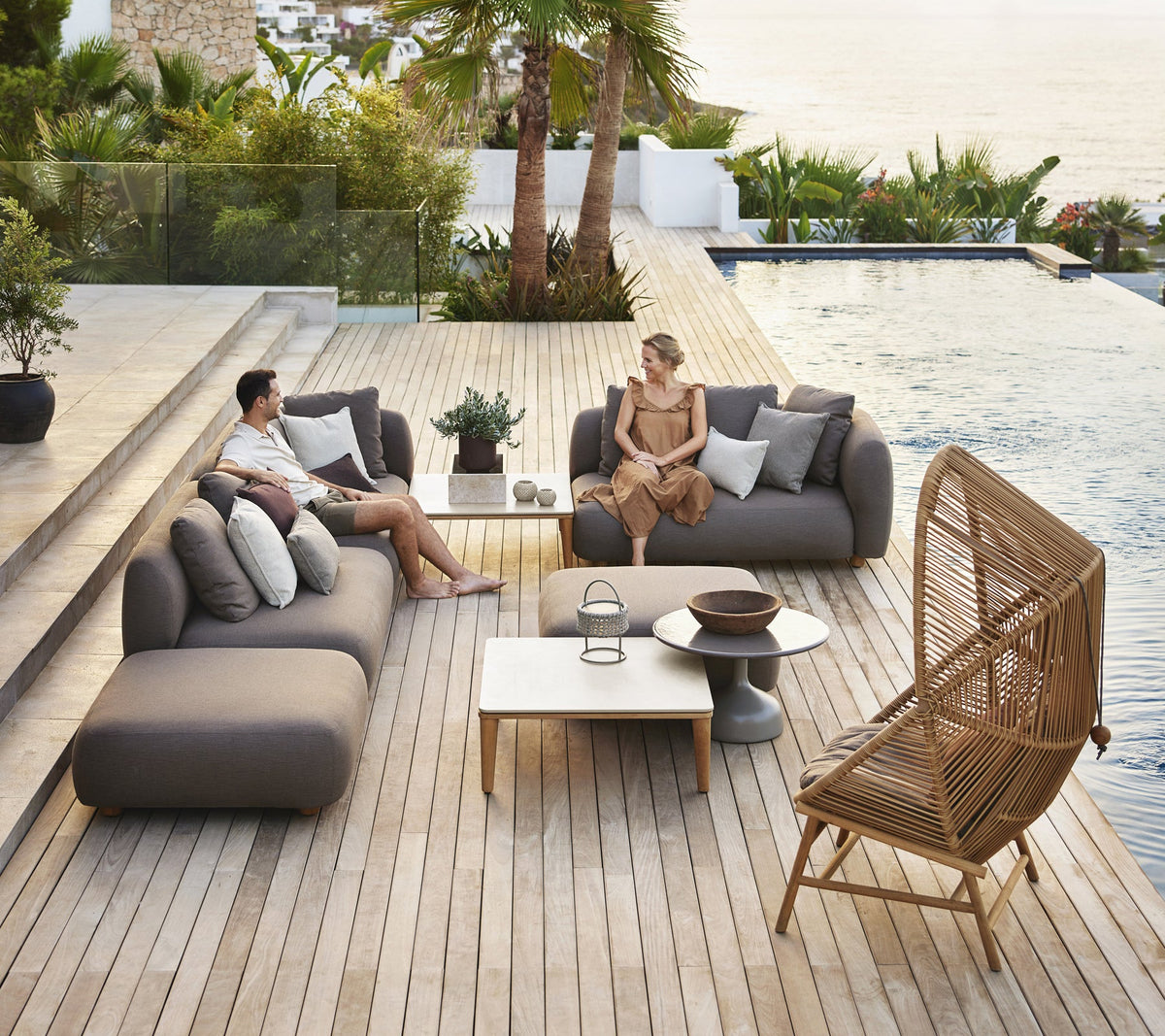 Capture coffee table lifestyle image by Cane-line
