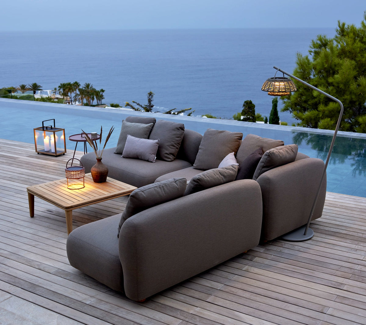 Capture 2-seater sofa right module lifestyle image by Cane-line