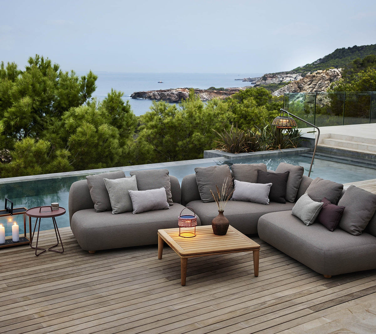 Capture sofa module lifestyle image by Cane-line