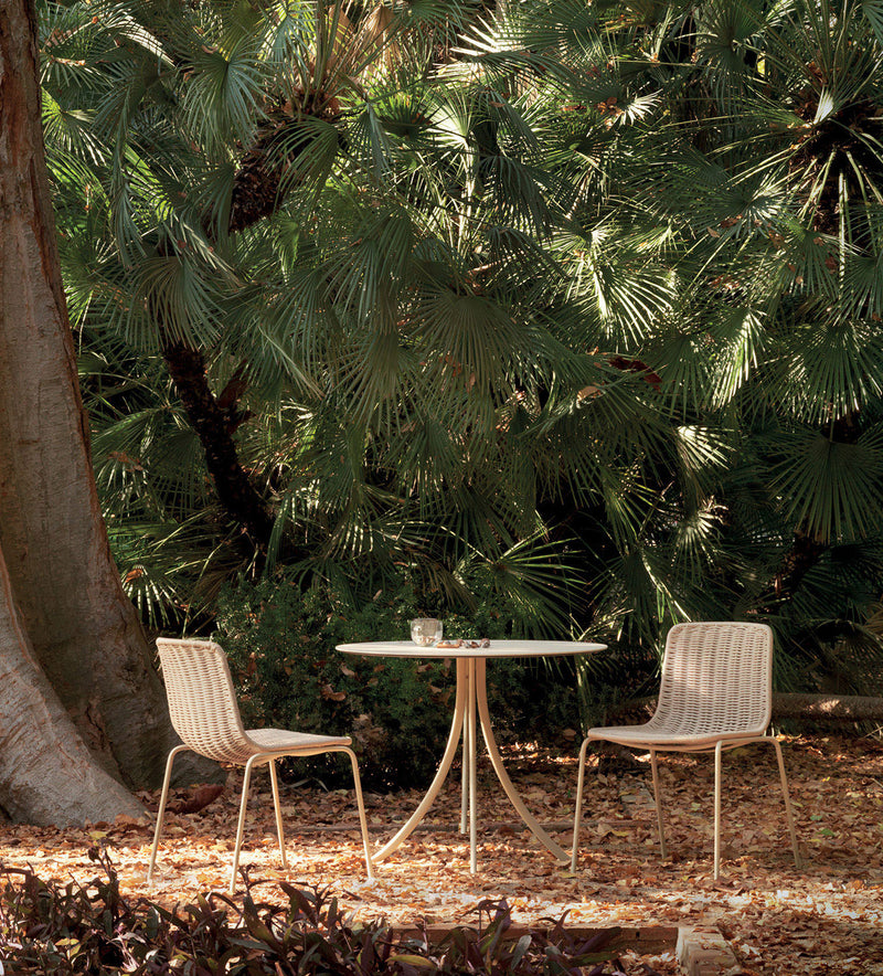 Bistro Dining Table Stand With Round Top