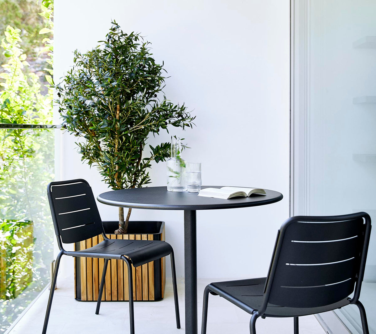 Combine planter outdoor planter by Cane-line, designed by Cane-line Design