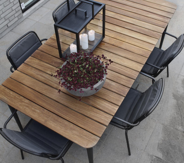 Core Dining Table lifestyle image by Cane-line