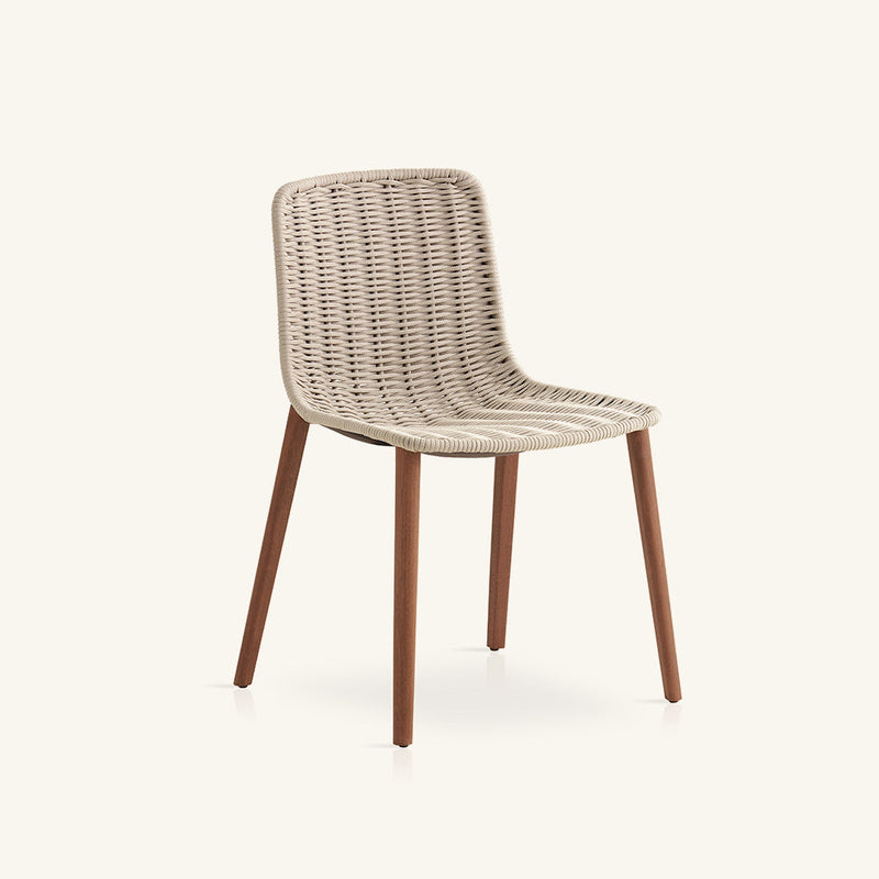 Lapala Chair With Solid Wood Legs