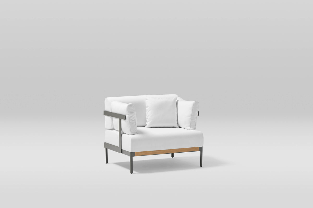 Legacy Lounge Chair