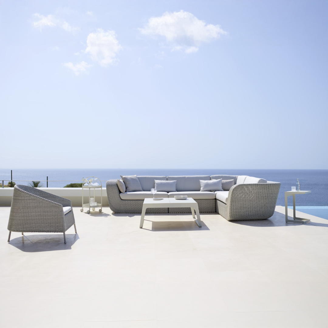 Savannah collection outdoor lounge by Cane-line