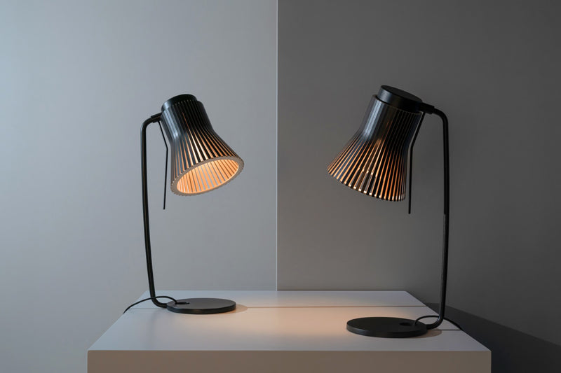 Petite 4620 Table Lamp