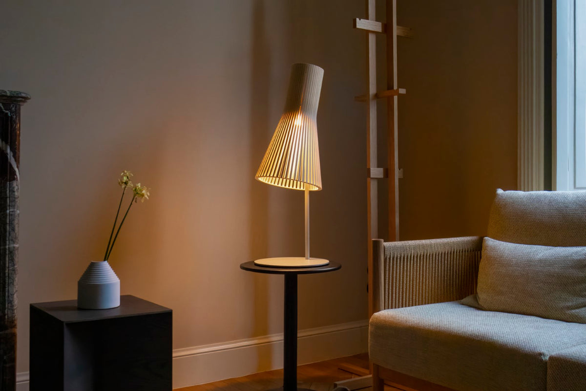 Secto 4220 Table Lamp