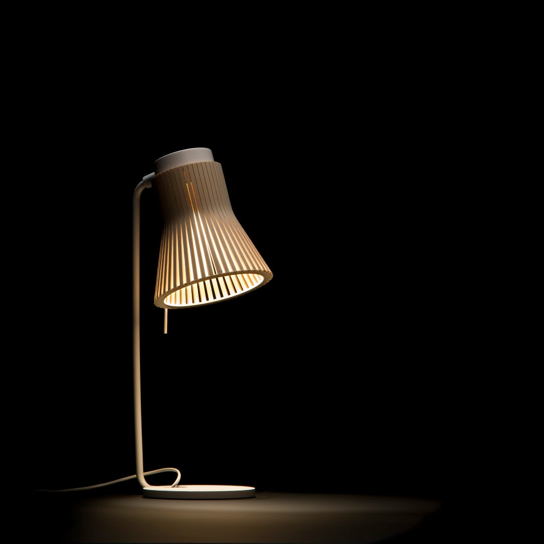 Petite 4620 Table Lamp