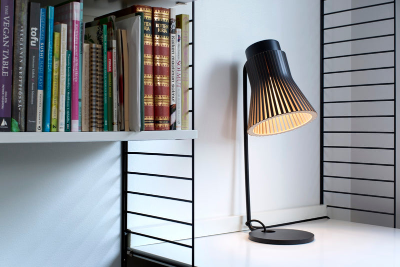 Petite 4620 Table Lamp