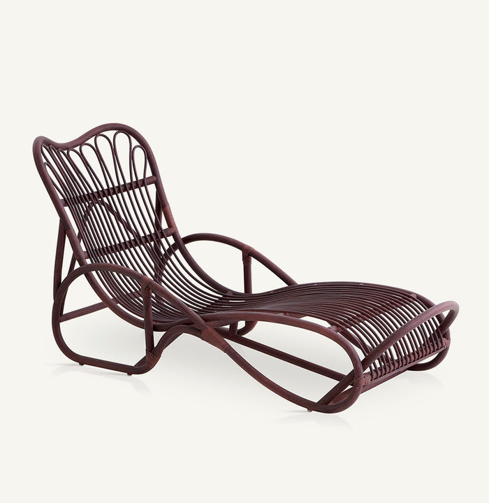 Reposo Chaise Lounge