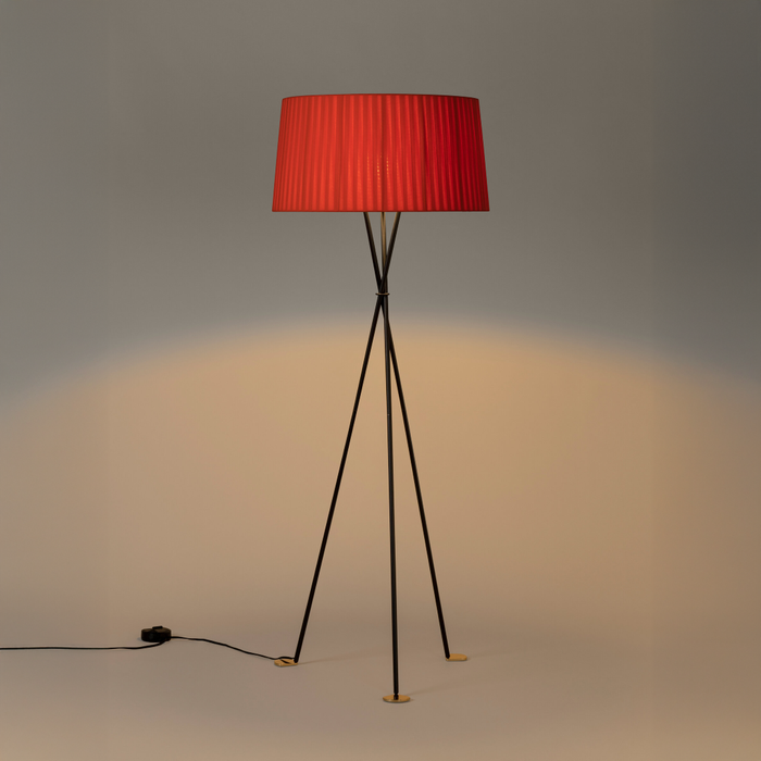 Tripode Floor Lamp