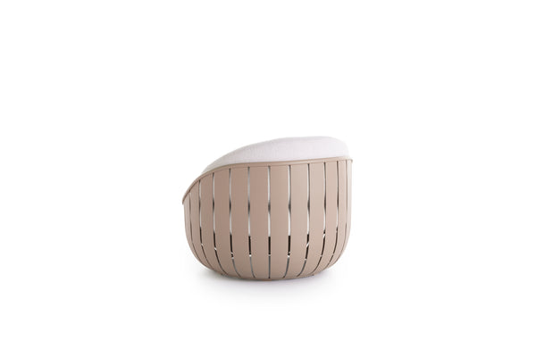 Arena Lounge Chair