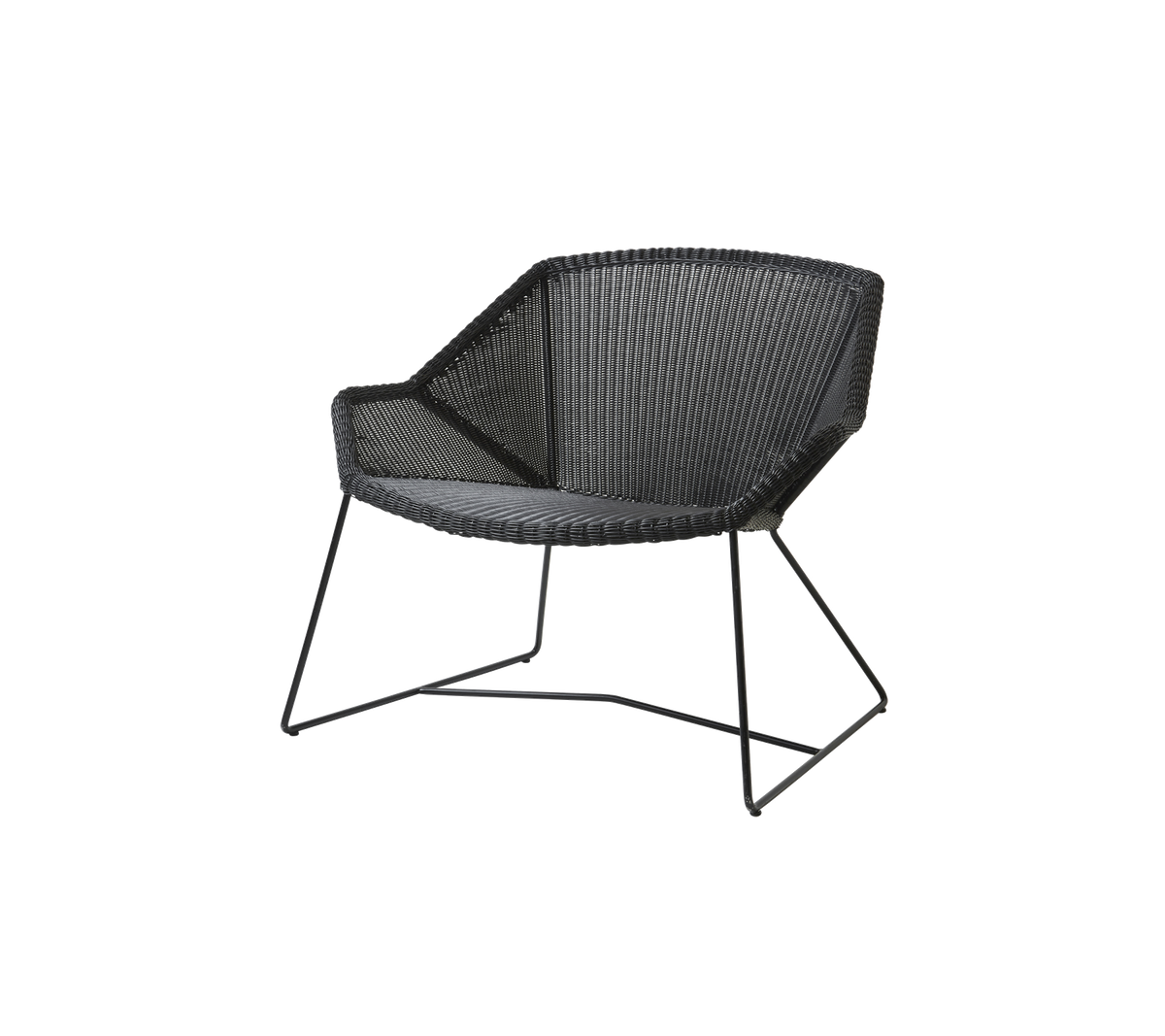 Breeze lounge chair black white background image by Cane-line