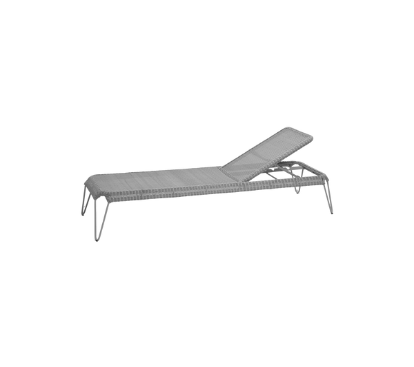 Breeze sunbed light grey white background image by Cane-line