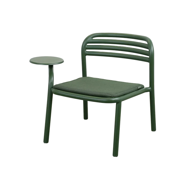 Bliss lounge chair with sidetable right by Cane-line