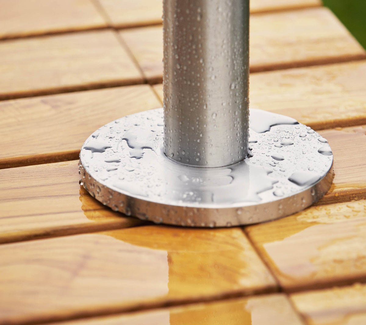 Lagoon shower Outdoor Furniture by Cane-line, designed by Cane-line Design