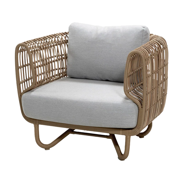 Nest lounge chair outdoor