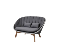 Peacock 2-seater sofa by Cane-line