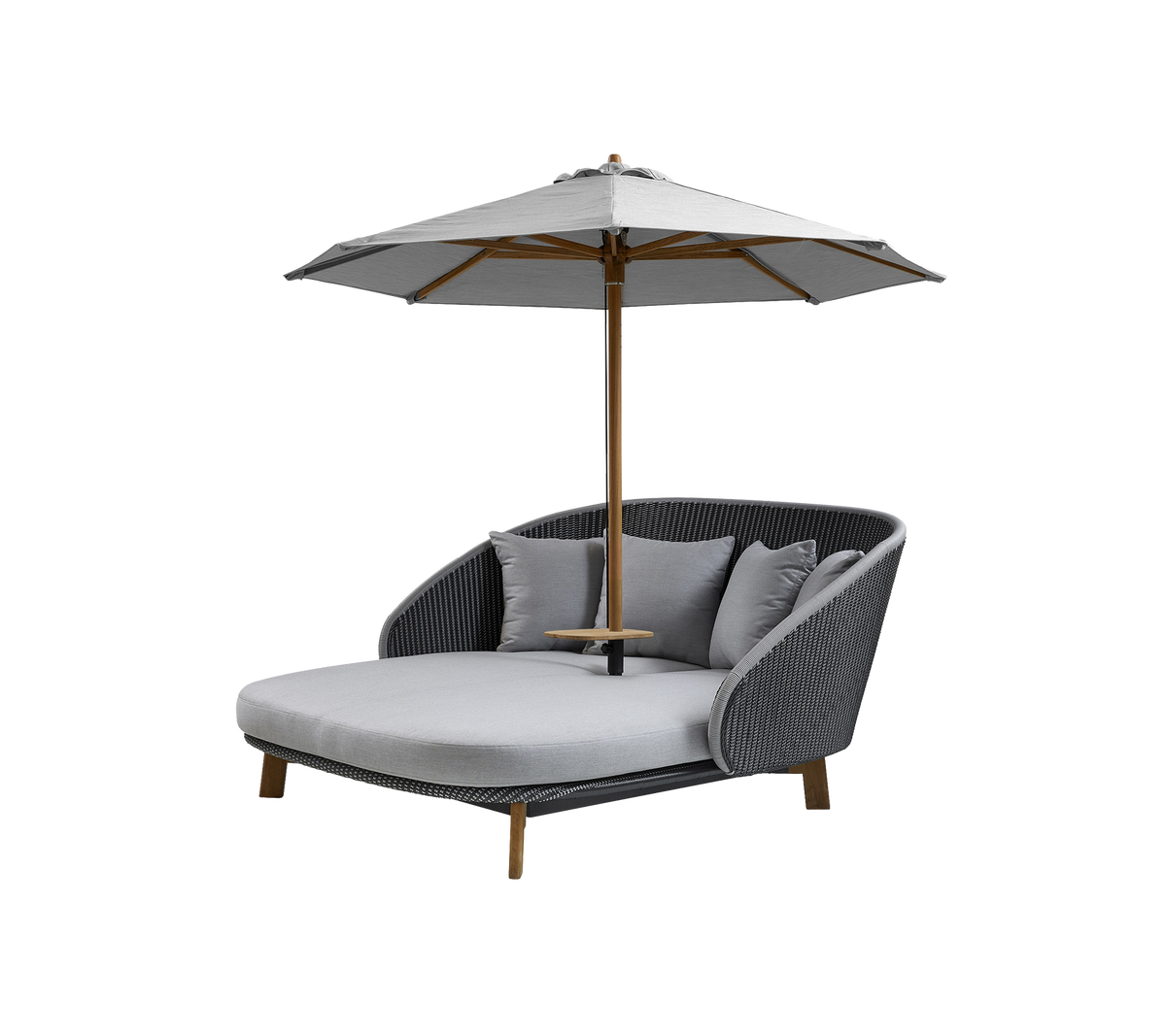 Peacock Daybed by Cane-line