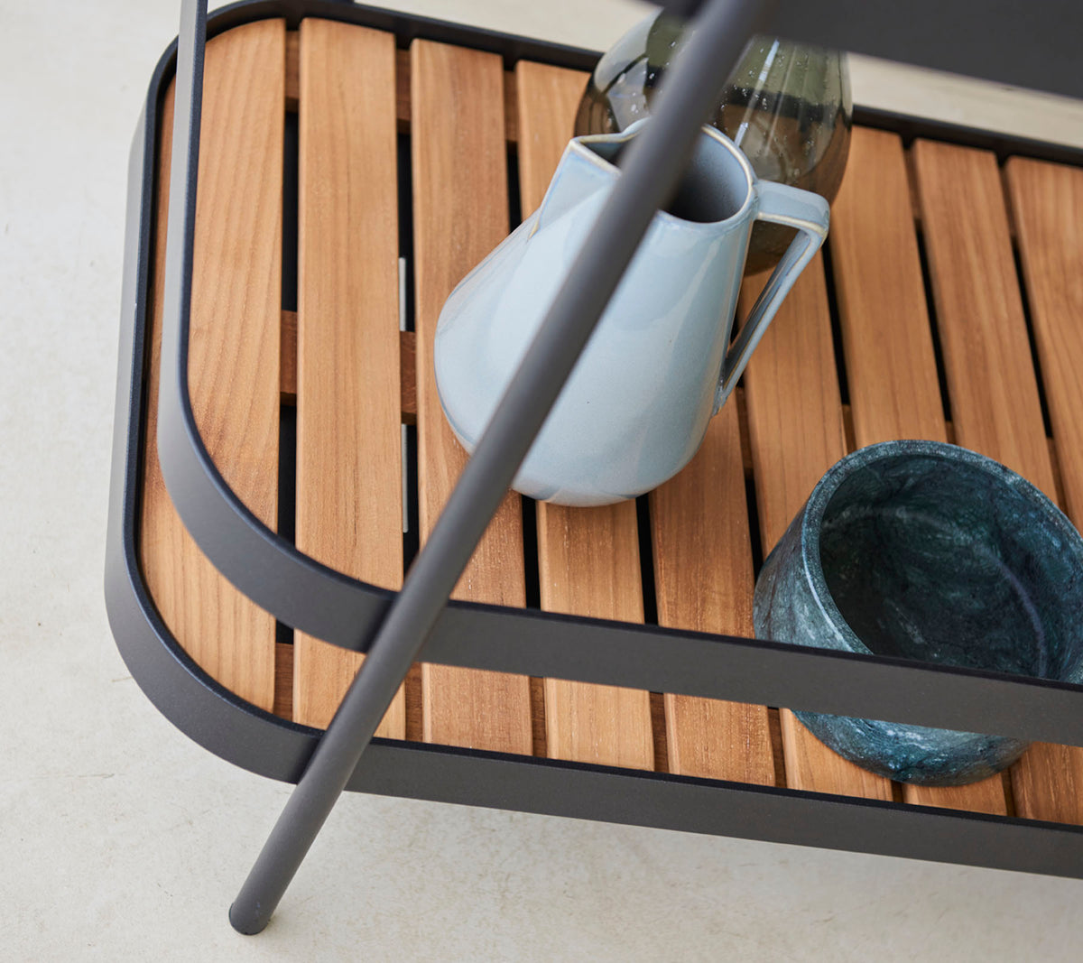 Roll bar trolley teak detail by Cane-line, designed by Welling/Ludvik