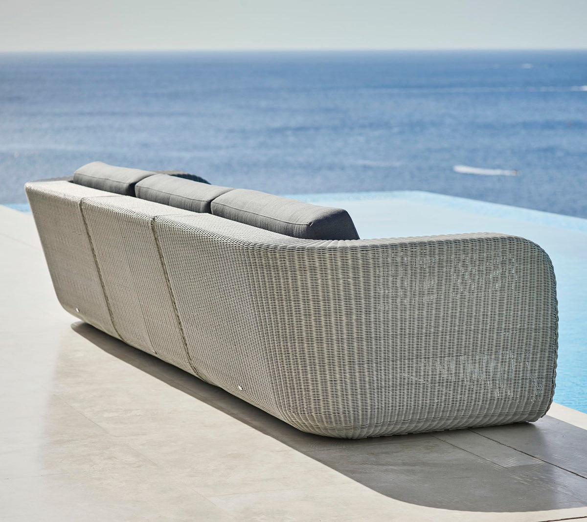 Savannah single seater module lifestyle image by Cane-line
