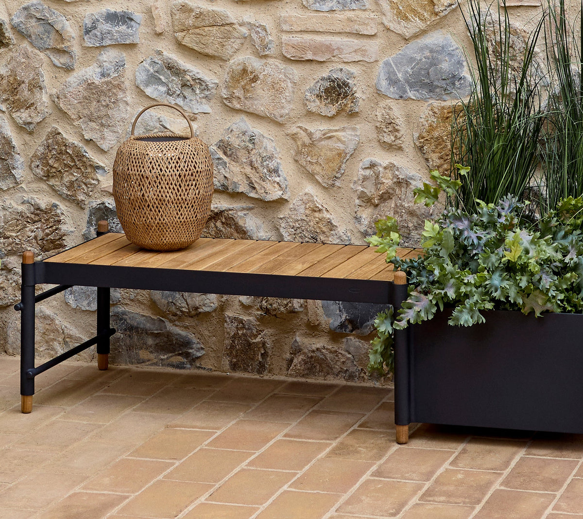 Sticks planter bench in lava grey