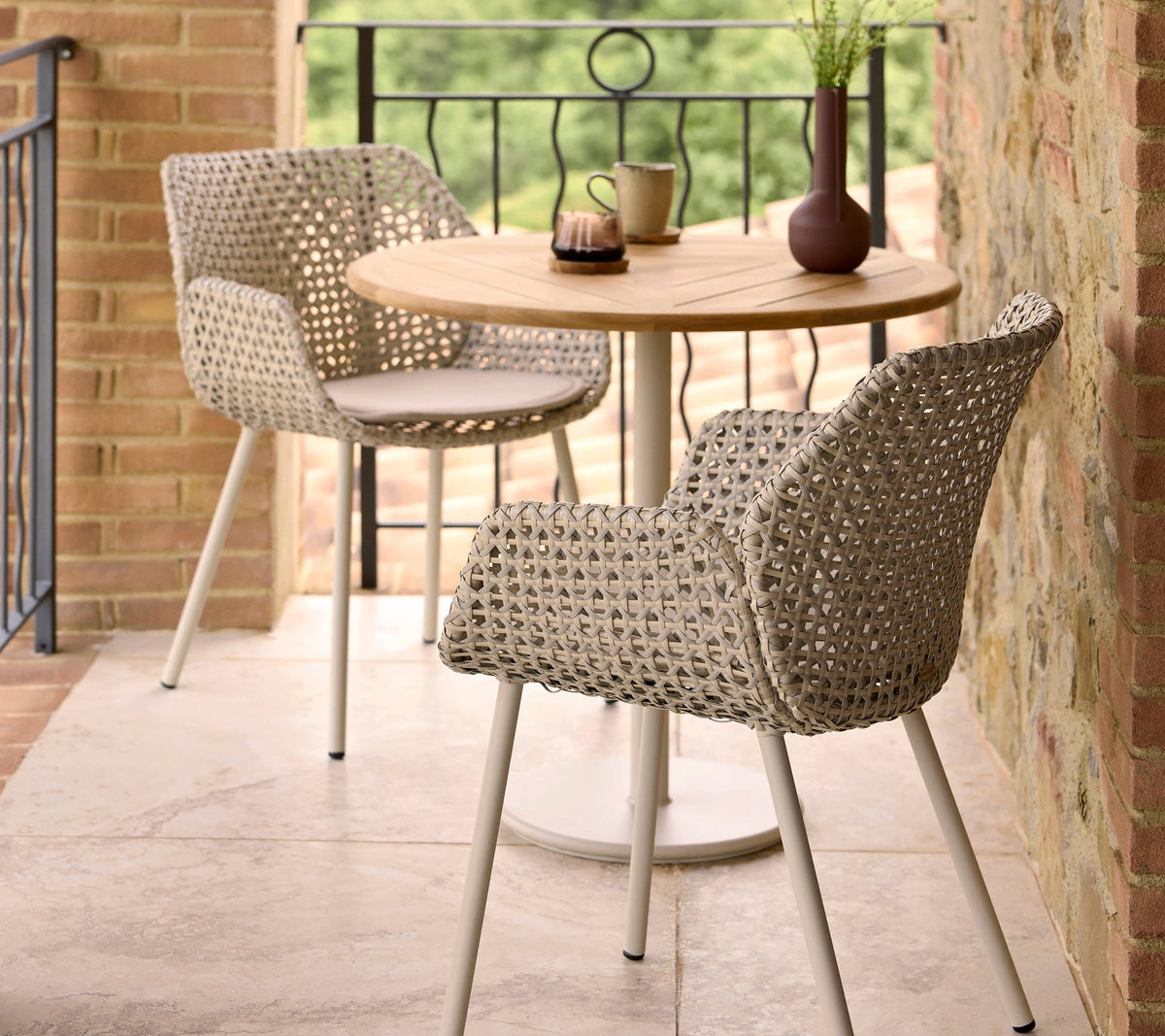 Vibe Chair cushion lifestyle image