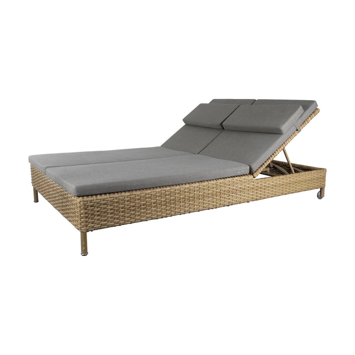 Rest sunbed double outdoor daybed by Cane-line, designed by Cane-line Design