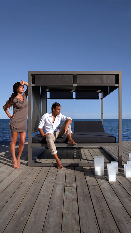 daybed-collection-gallery-vertical-1.jpg