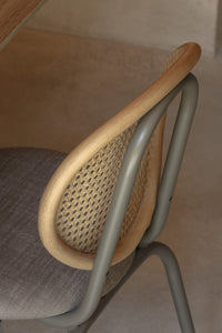 Loop Dining Chair With Metal Legs