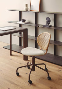 Loop Swivel Dining Chair