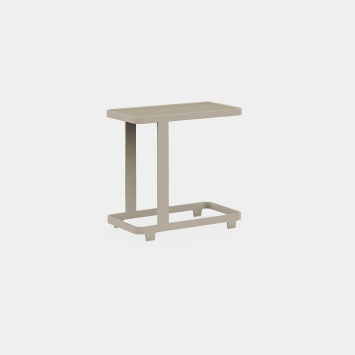 Flat C Table