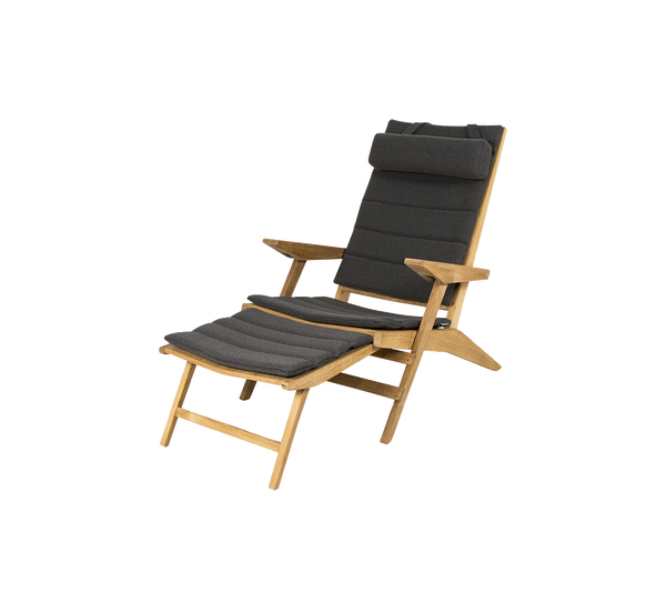 Flip deck chair by Cane-line