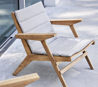 Flip lounge chair by Cane-line