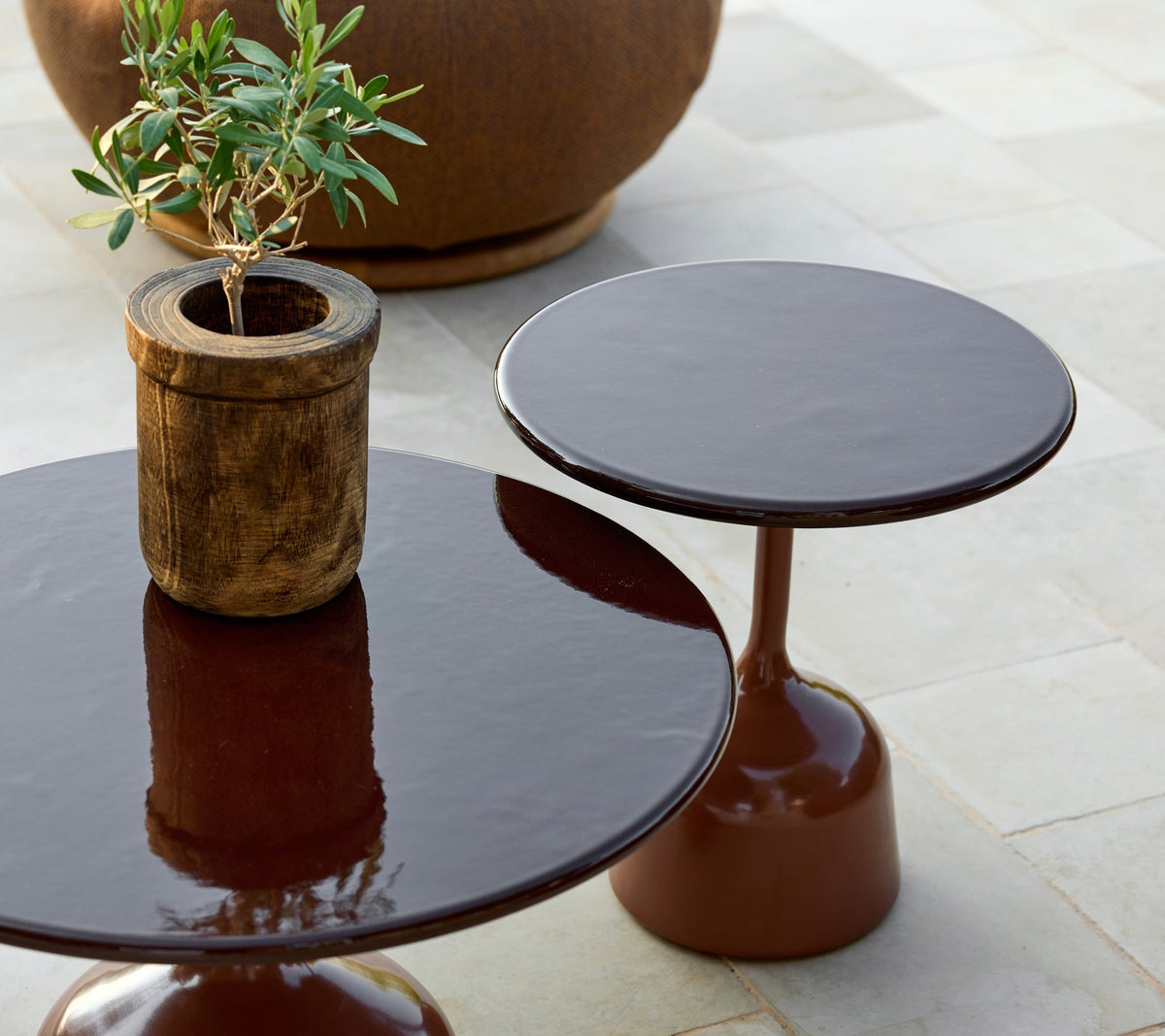 Glaze coffee table small lifestyle image by Cane-line