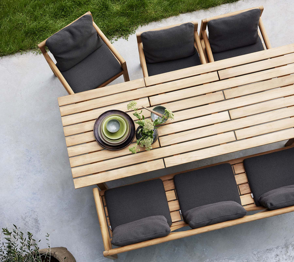 Grace 3-seater bench outdoor bench by Cane-line, designed by Foersom and Hiort-Lorenzen MDD