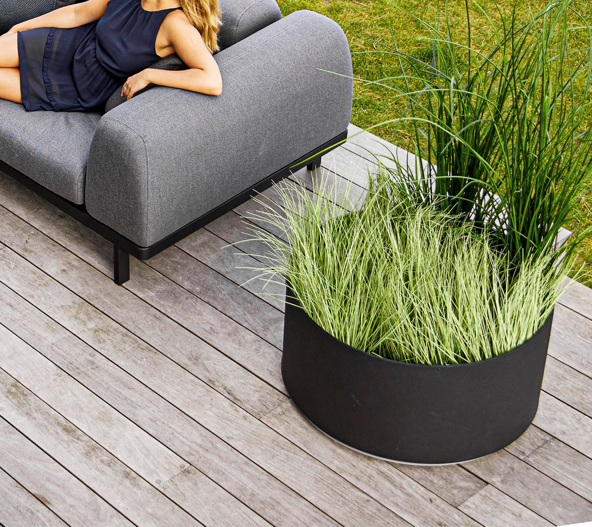 Grow planter large outdoor planter by Cane-line, designed by Cane-line Design
